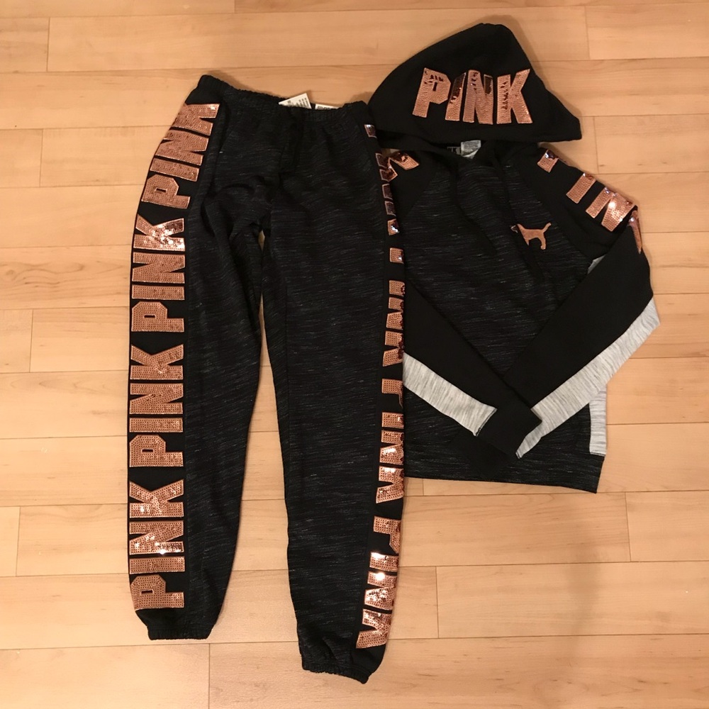 VS Pink Sweatsuit